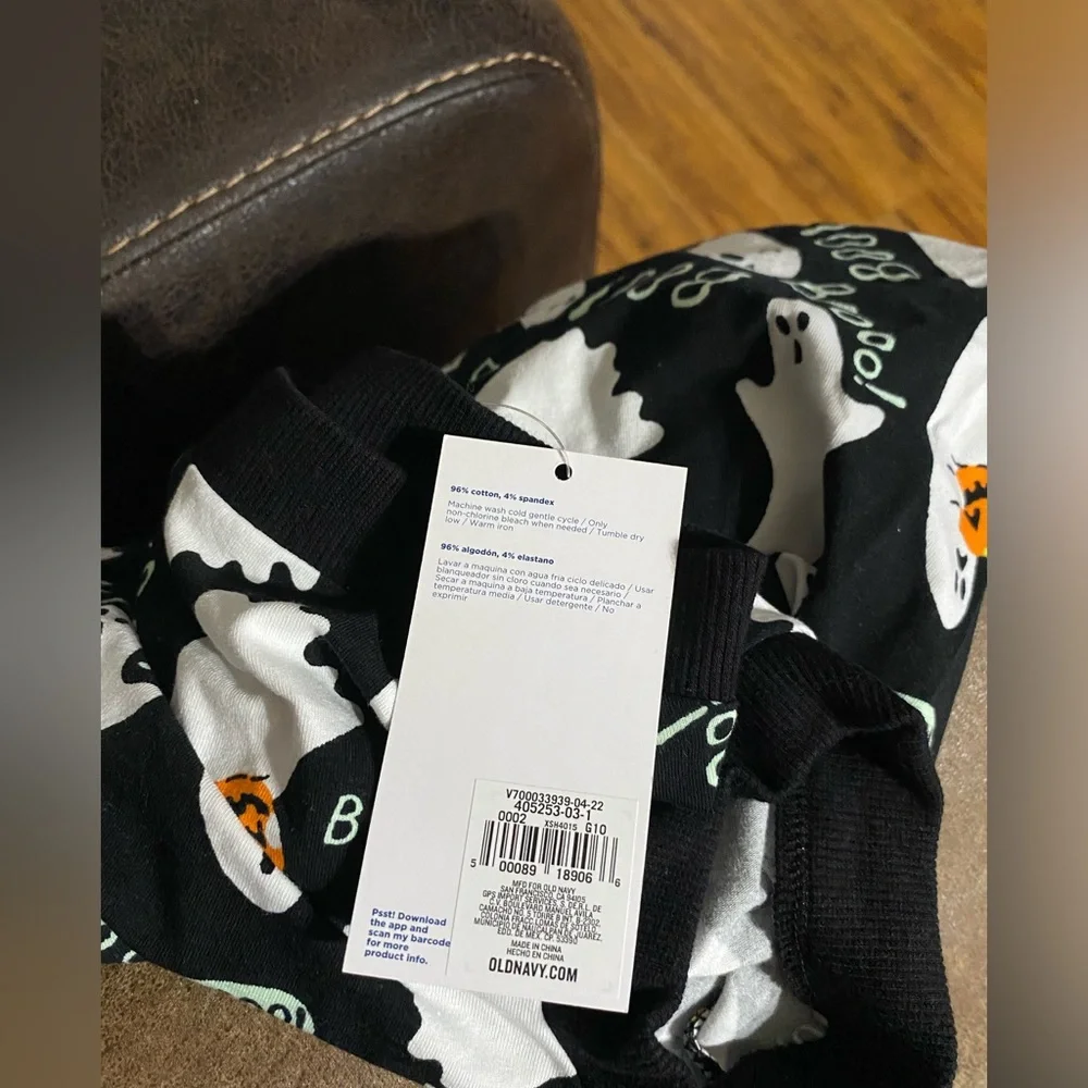 Old Navy Halloween Print Jersey Knit T-Shirt for Pets Dogs Ghost Boo Size Medium